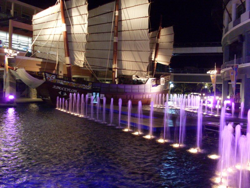 Water feature at Jungceylon Shopping Center